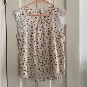 Floral Sleeveless Blouse with Lace Details